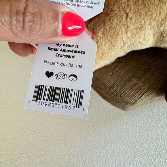 Jellycat Croissant FAST SHIP NEW Amuseables - Picture 9 of 9